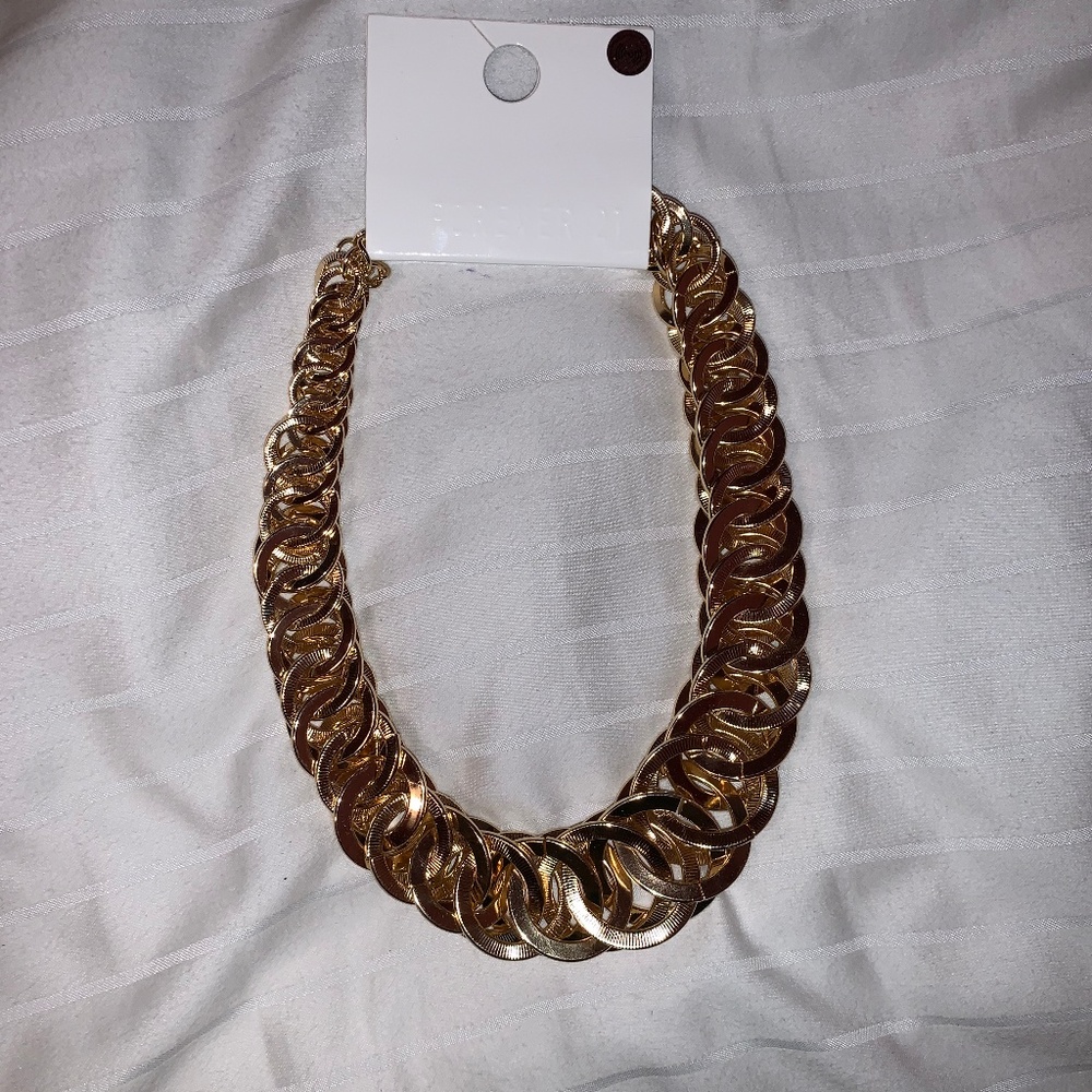 NWT F21 Gold Circle Link Necklace
